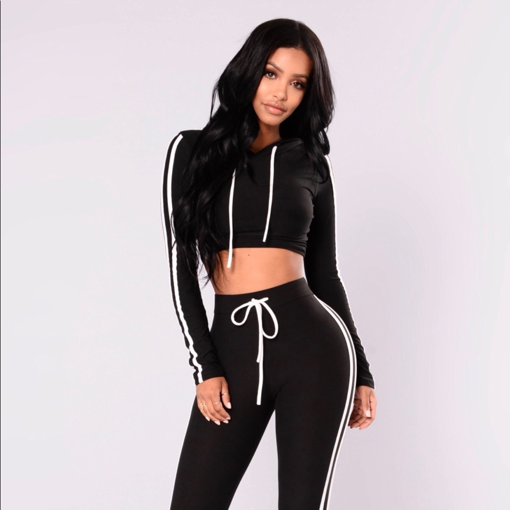 Fashion Nova tennis court 2 piece set